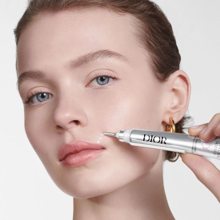 Acquista Capture Totale Hyalushot - DIOR | Rossi Profumi