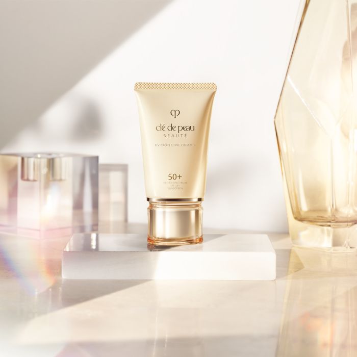 clé de peau UV Protective Cream SPF 50+ Acquista UV Protective Cream SPF 50+ - CLE DE PEAU | Rossi