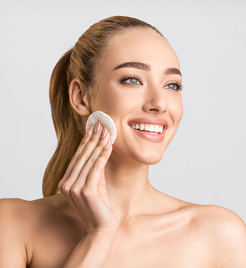 La PELLE risplende con i nuovi cosmetici